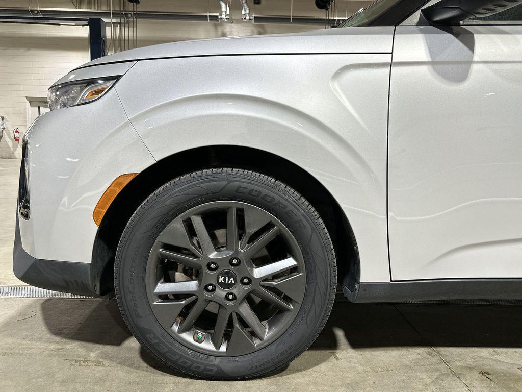 used 2021 Kia Soul car, priced at $15,998