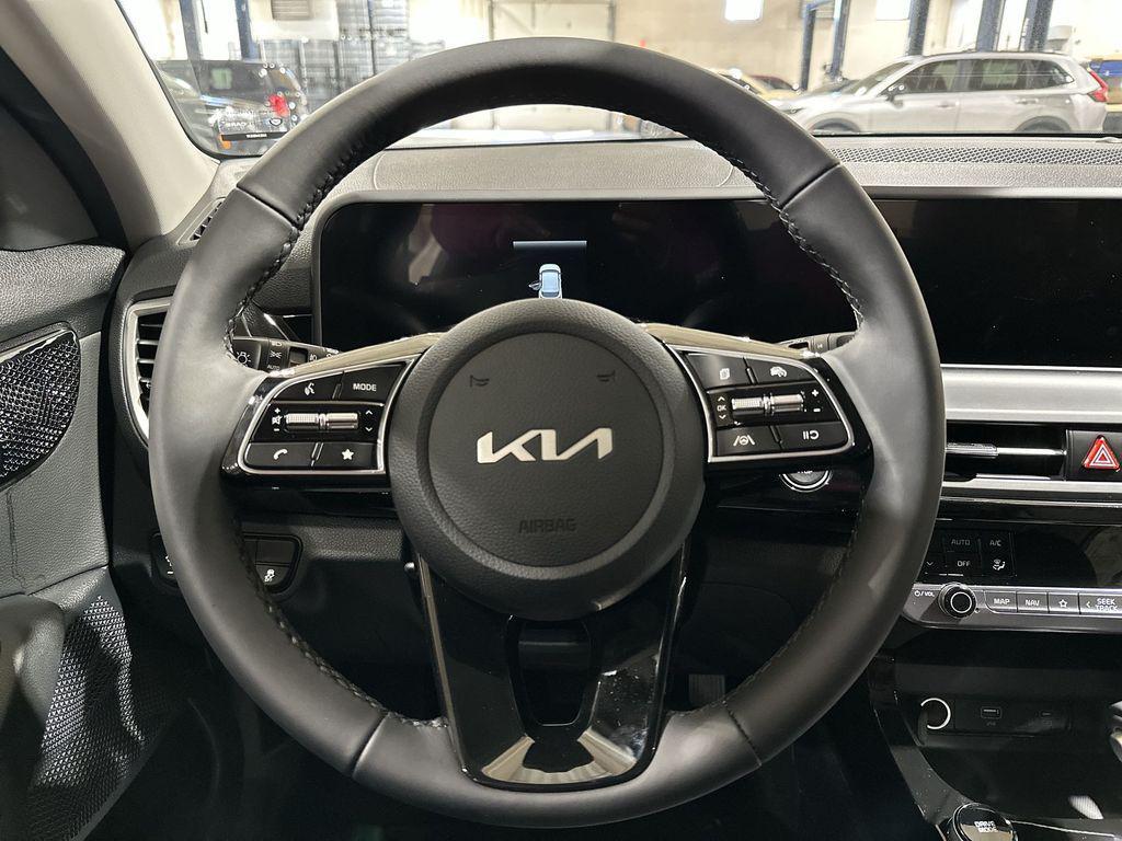 new 2026 Kia Seltos car, priced at $26,096