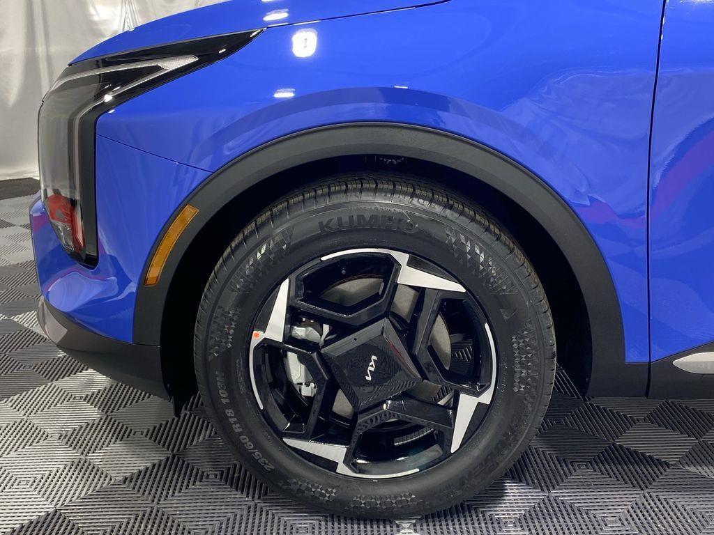 new 2026 Kia Sportage car, priced at $30,253