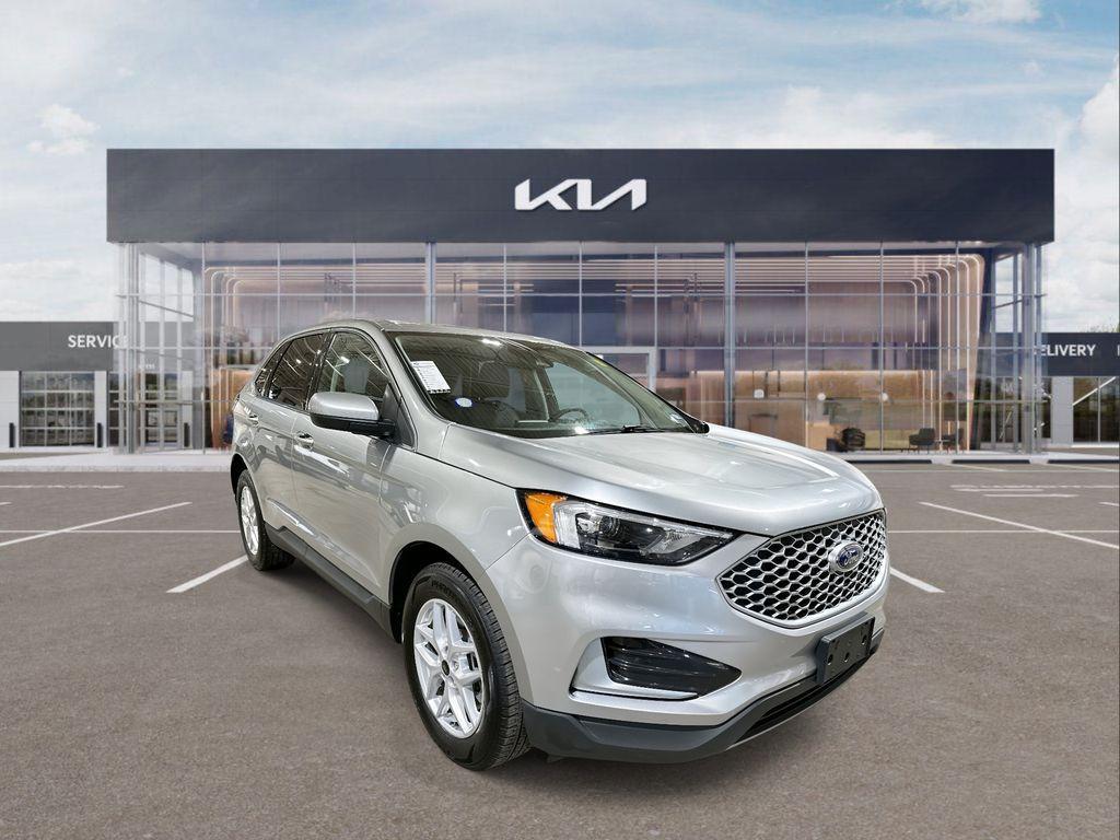 used 2024 Ford Edge car, priced at $22,364