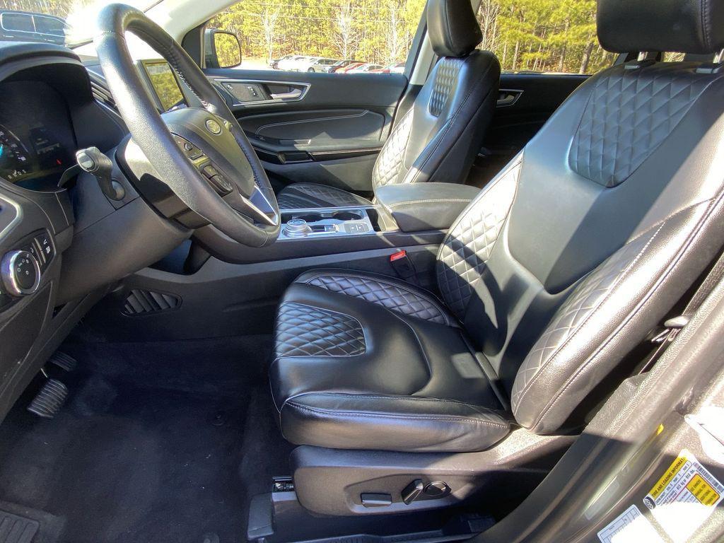 used 2024 Ford Edge car, priced at $25,492