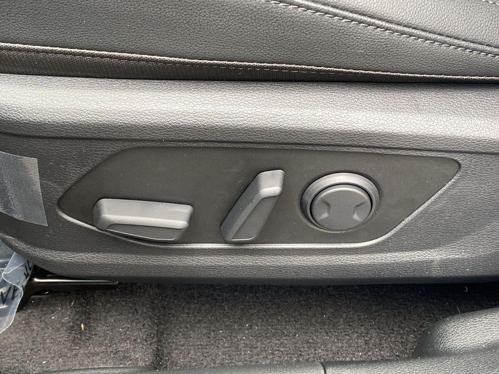 new 2026 Kia Sportage car, priced at $39,039