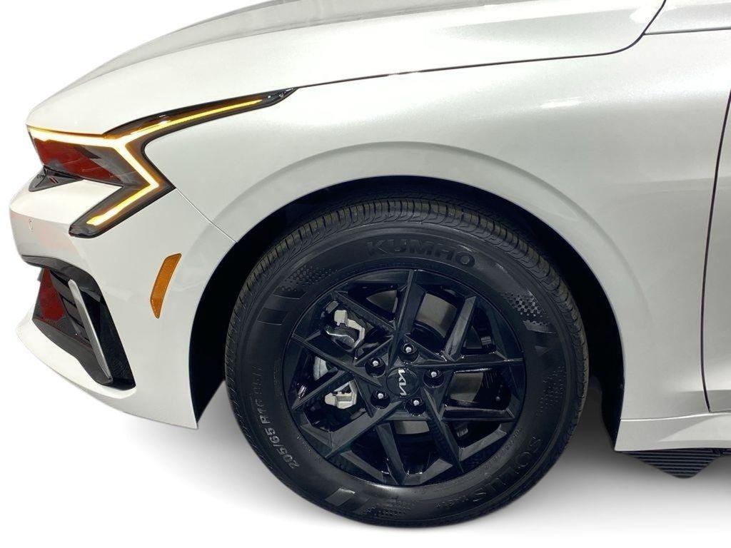 new 2026 Kia K5 car, priced at $27,272