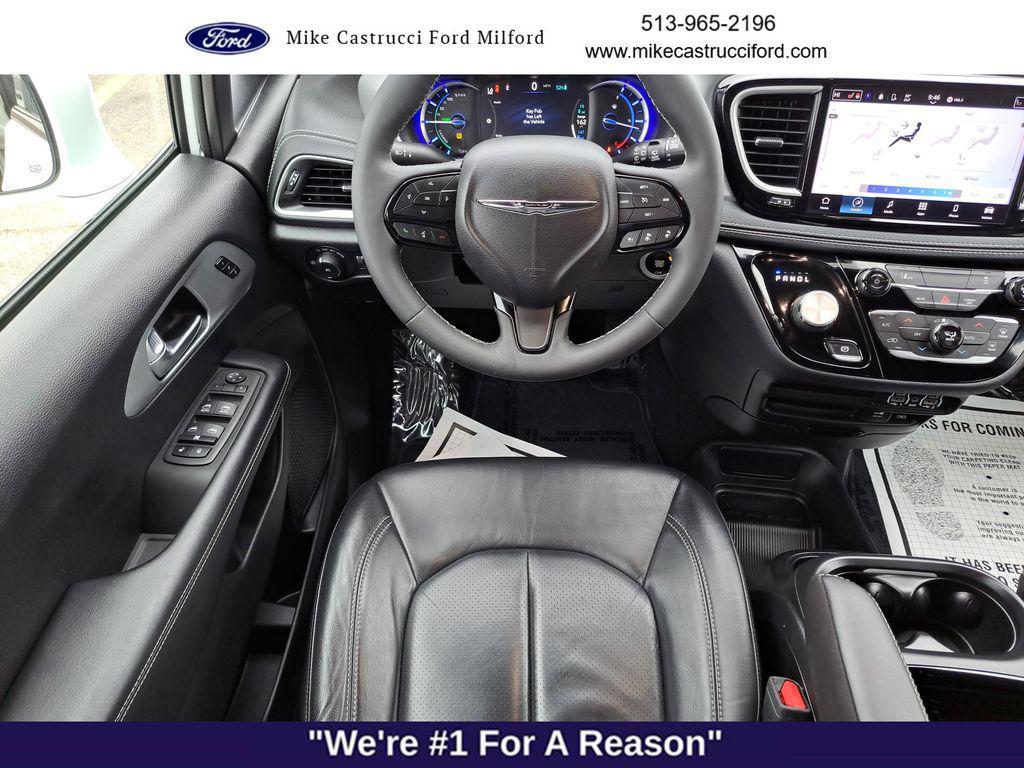 used 2022 Chrysler Pacifica Hybrid car, priced at $26,950