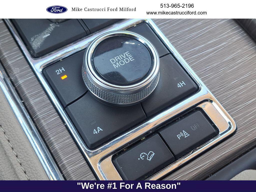 used 2024 Ford Expedition car, priced at $45,950