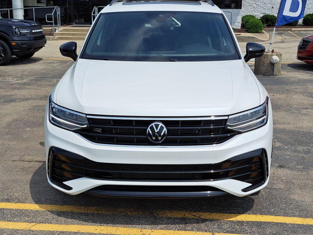 2023 Opal White Pearl Volkswagen Tiguan