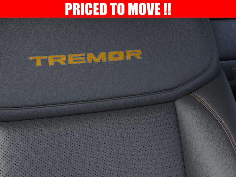 new 2025 Ford Expedition car, priced at $81,180