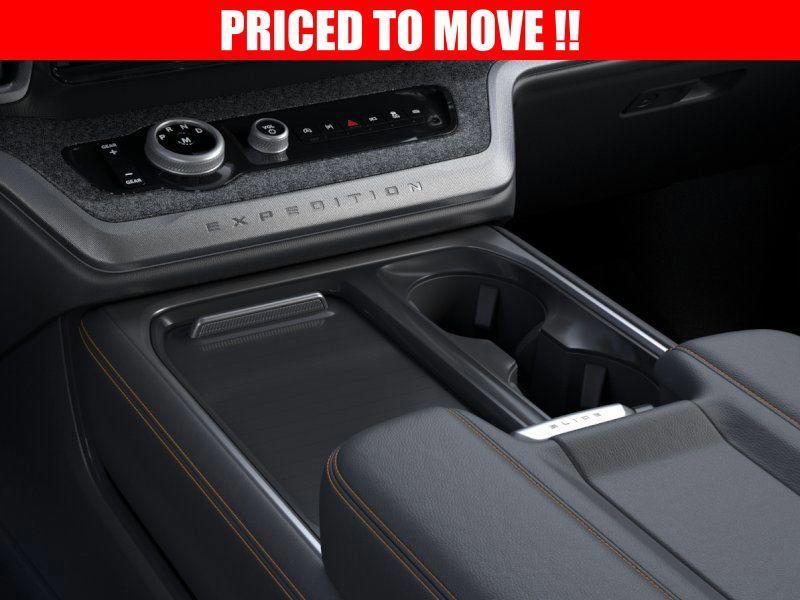 new 2025 Ford Expedition car, priced at $81,180