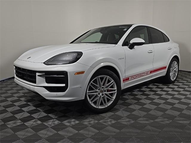 new 2025 Porsche Cayenne car, priced at $138,992
