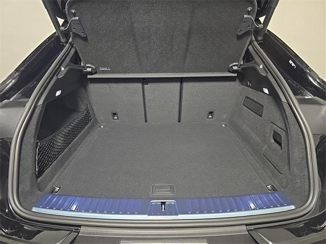 new 2026 Porsche Cayenne car, priced at $113,790