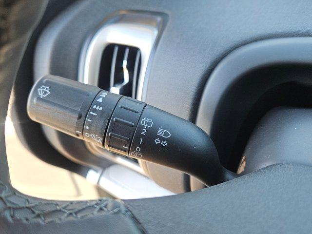 new 2025 Ford Expedition car, priced at $70,630