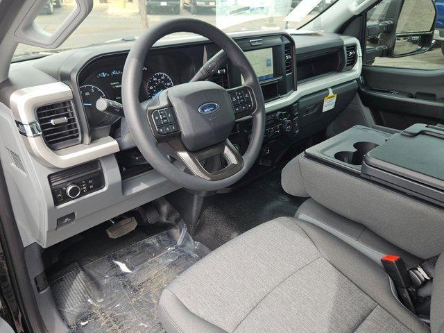 new 2025 Ford F-250 car, priced at $62,435