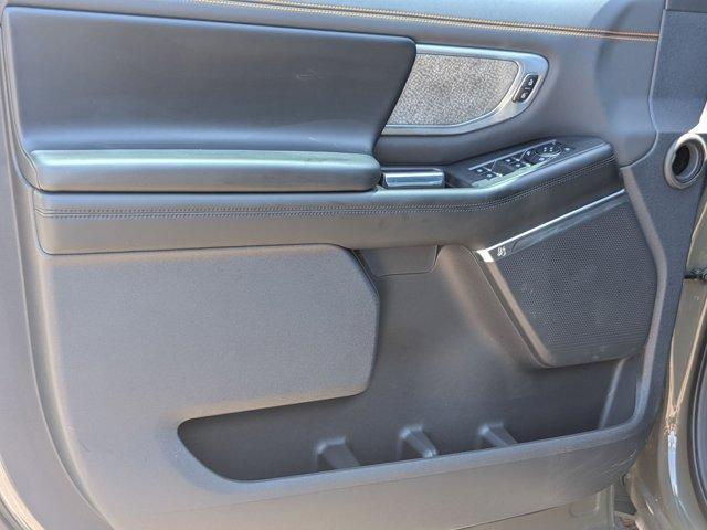 used 2025 Ford Expedition car, priced at $75,590