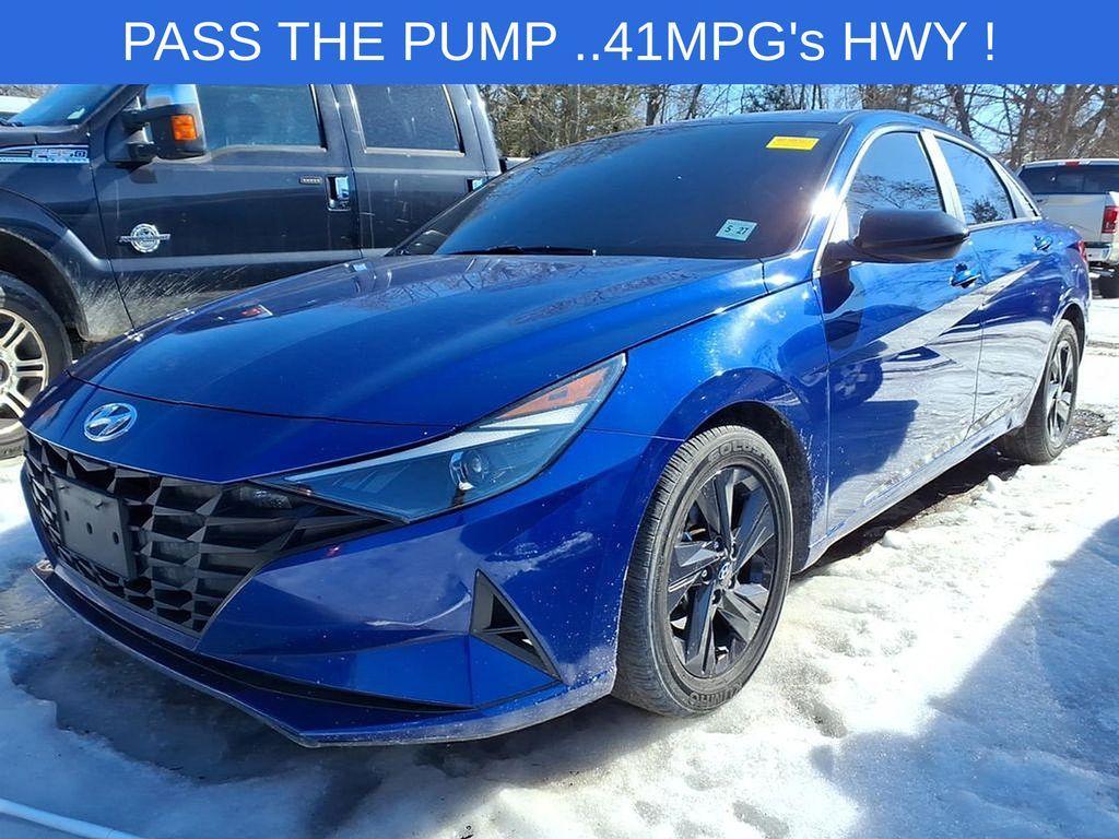 used 2022 Hyundai Elantra car, priced at $15,228
