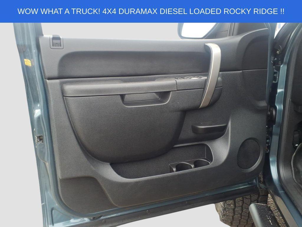 used 2014 Chevrolet Silverado 2500 car, priced at $31,000