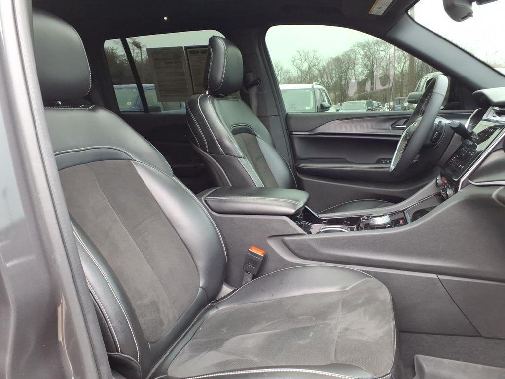 used 2023 Jeep Grand Cherokee car, priced at $34,574