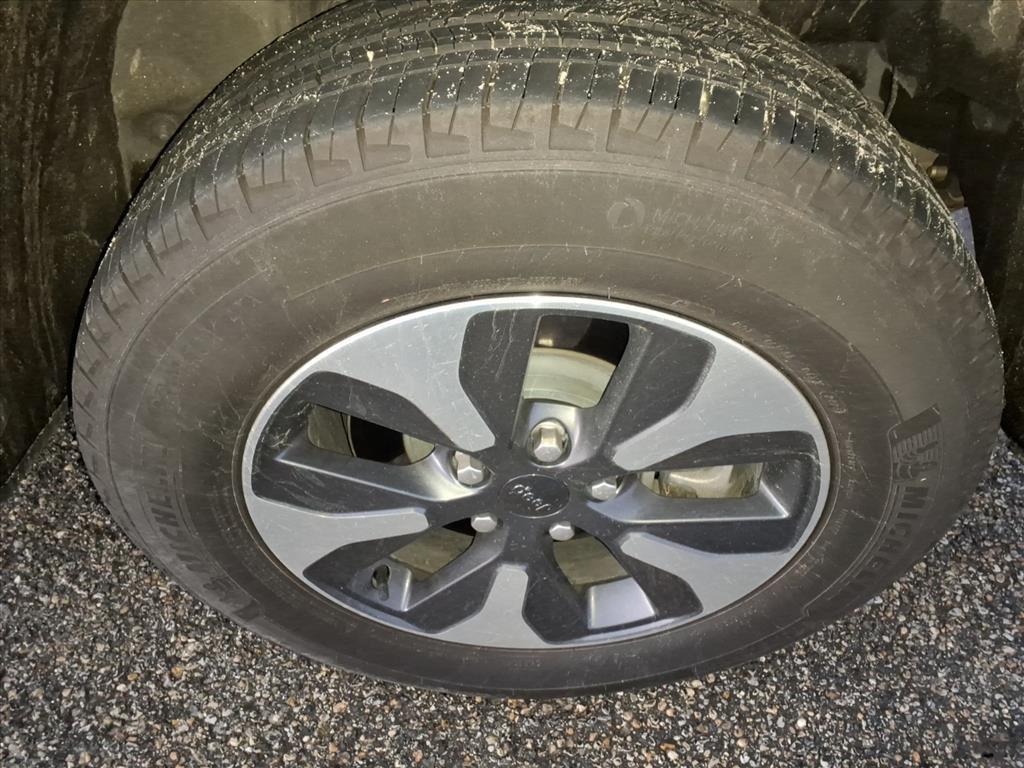 used 2023 Jeep Grand Cherokee 4xe car, priced at $31,915