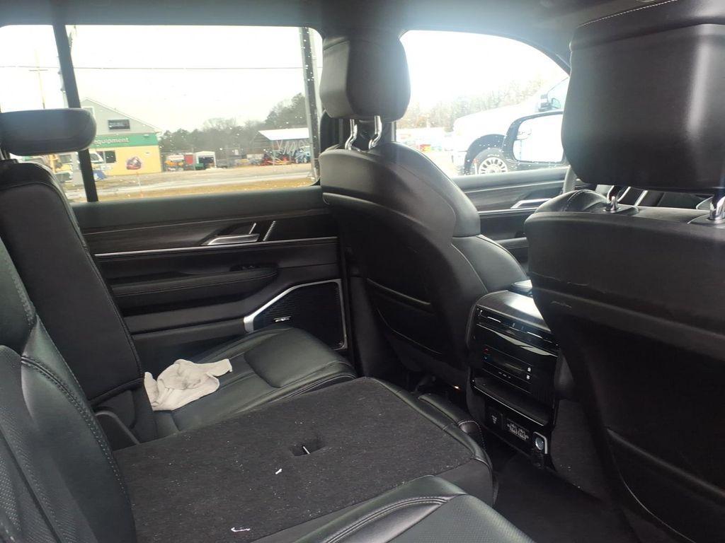 used 2024 Jeep Wagoneer L car, priced at $37,461