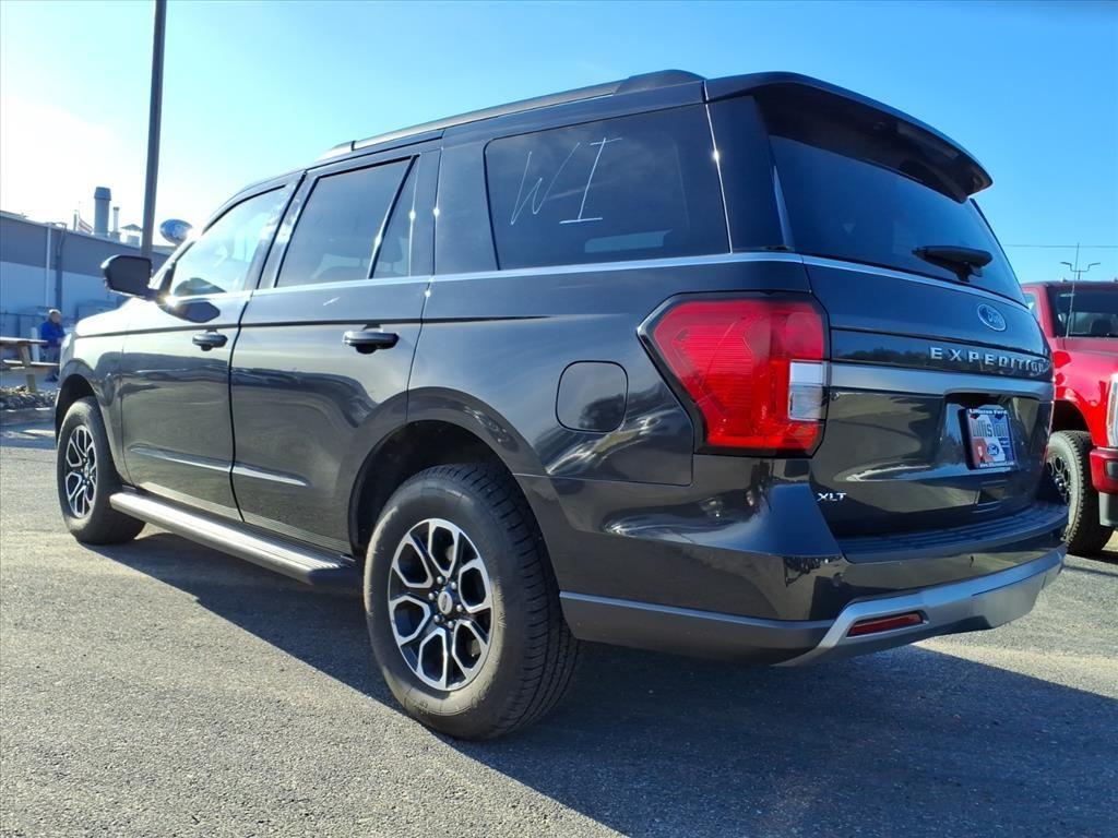 used 2024 Ford Expedition car, priced at $38,500