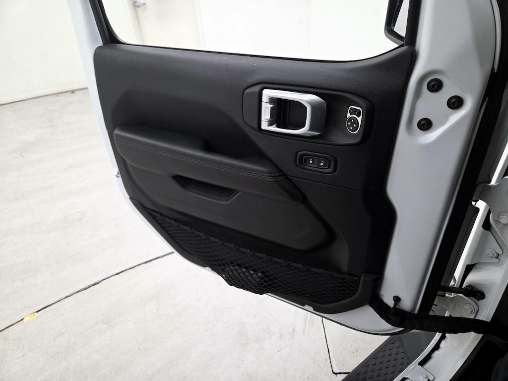 used 2021 Jeep Gladiator car, priced at $30,998