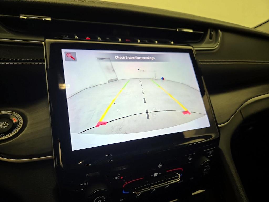 used 2023 Jeep Grand Cherokee car, priced at $32,998