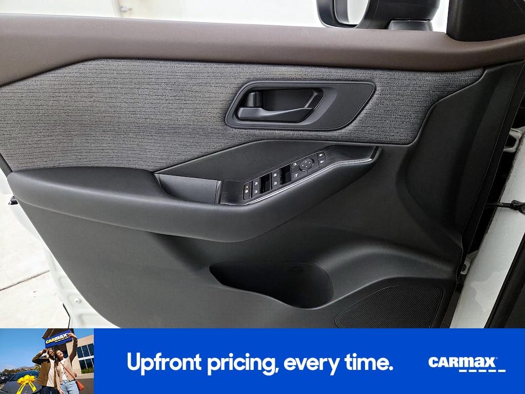 used 2023 Nissan Rogue car, priced at $21,998