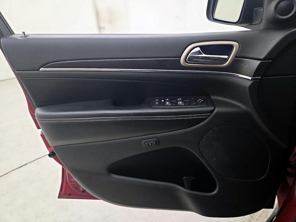 used 2015 Jeep Grand Cherokee car, priced at $17,998