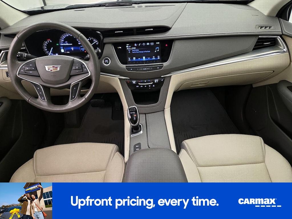 used 2019 Cadillac XT5 car, priced at $27,998