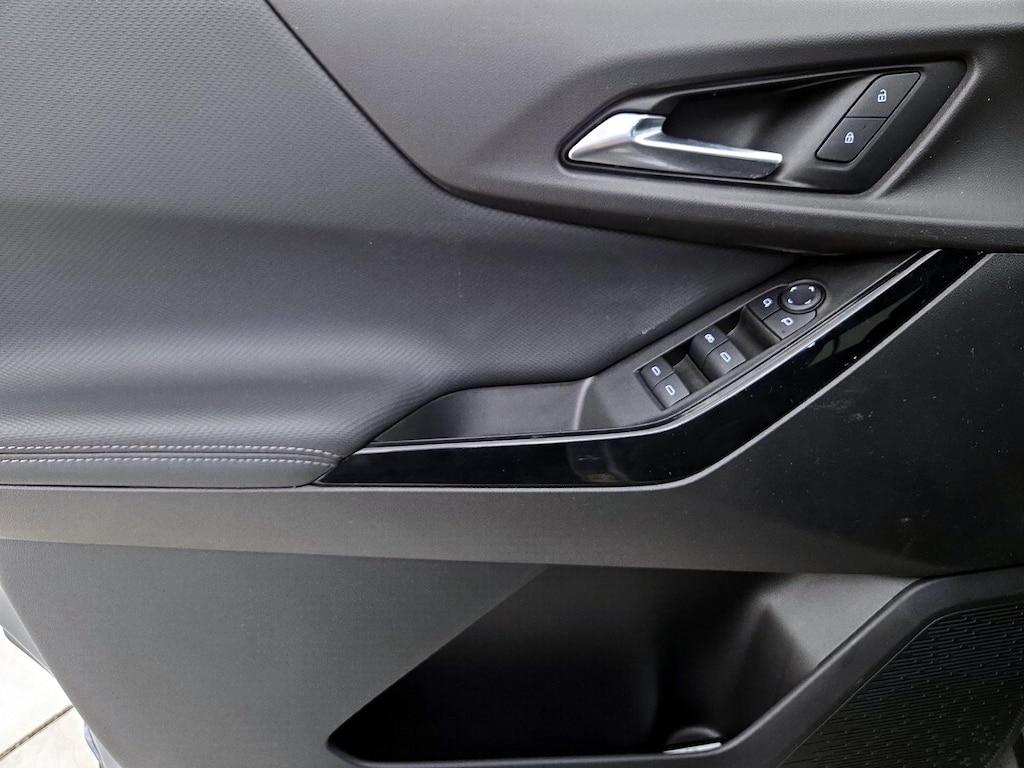 used 2025 Chevrolet Equinox car, priced at $27,998