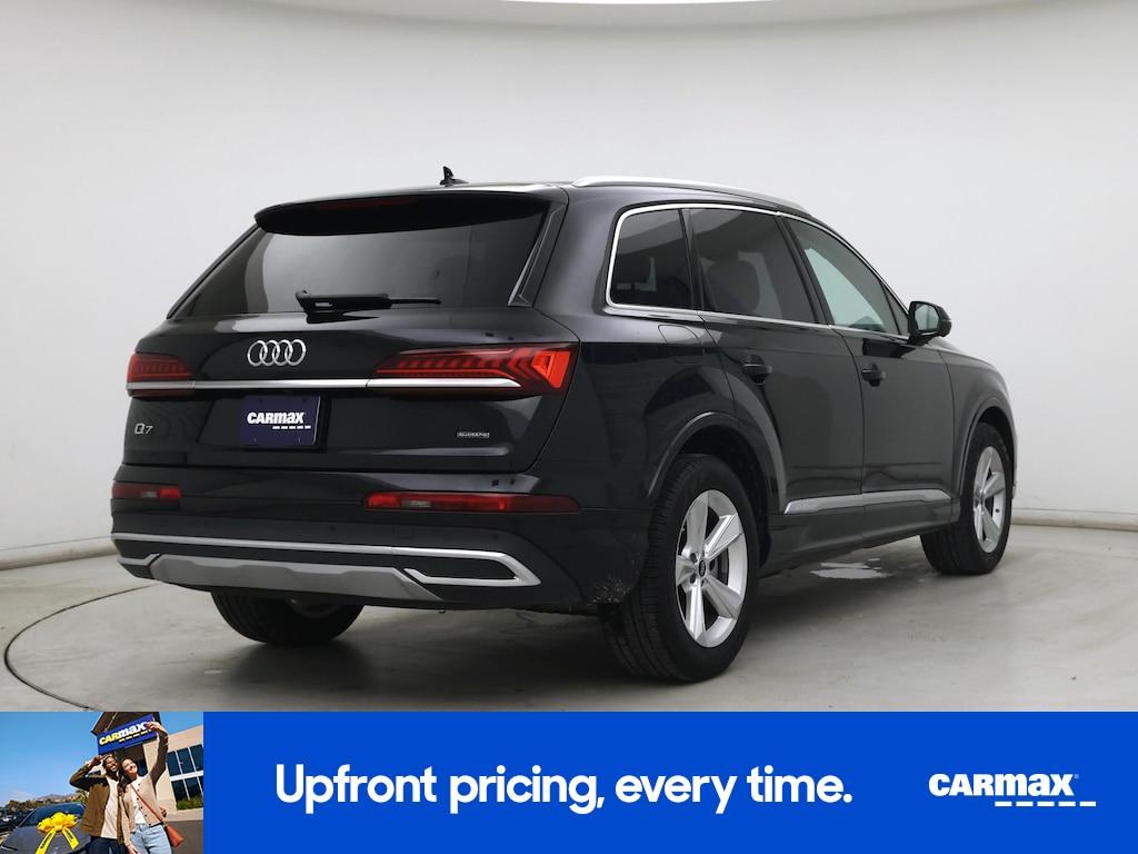 used 2024 Audi Q7 car, priced at $43,998