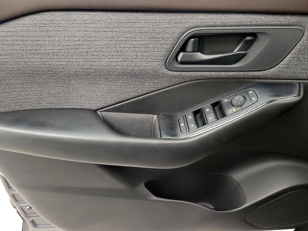 used 2023 Nissan Rogue car, priced at $21,998