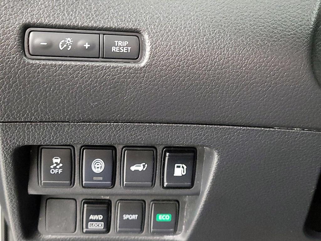 used 2020 Nissan Rogue car, priced at $19,998