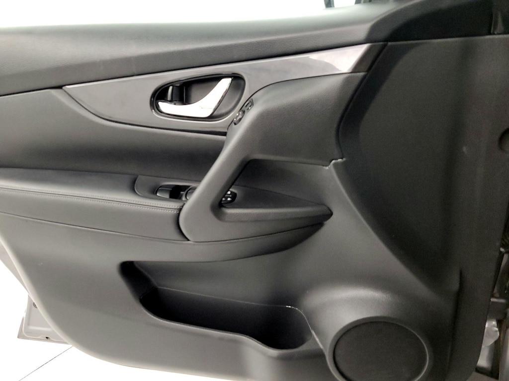 used 2020 Nissan Rogue car, priced at $19,998