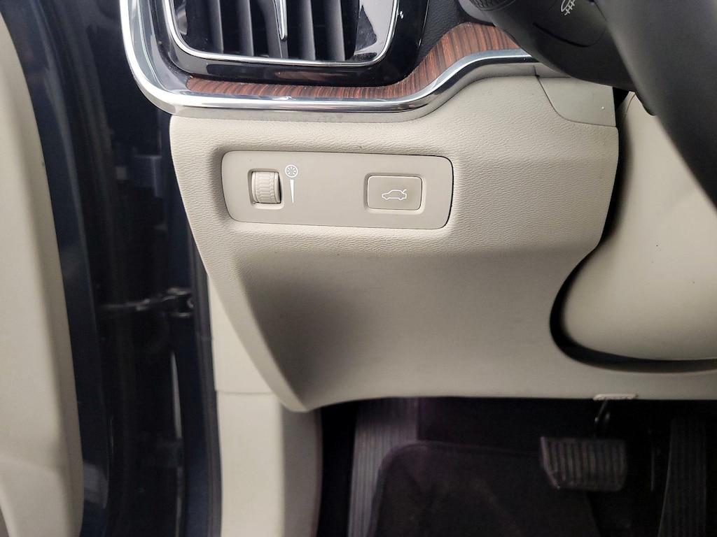 used 2022 Volvo S60 car, priced at $24,998
