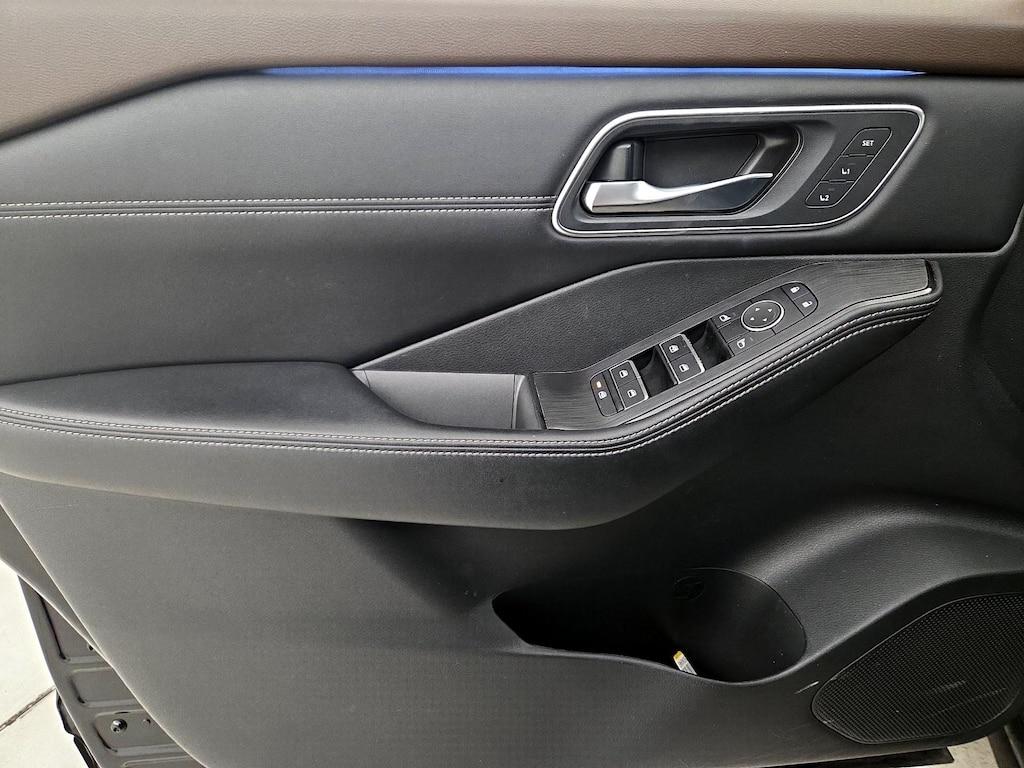 used 2023 Nissan Rogue car, priced at $28,998