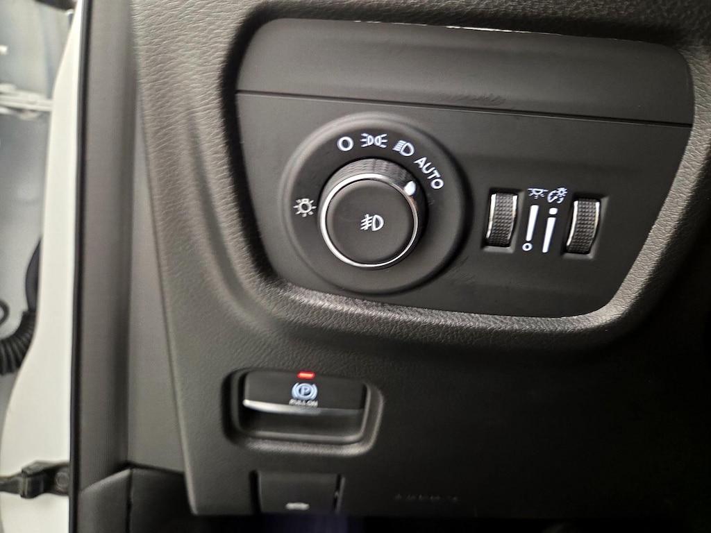 used 2023 Jeep Grand Cherokee car, priced at $32,998