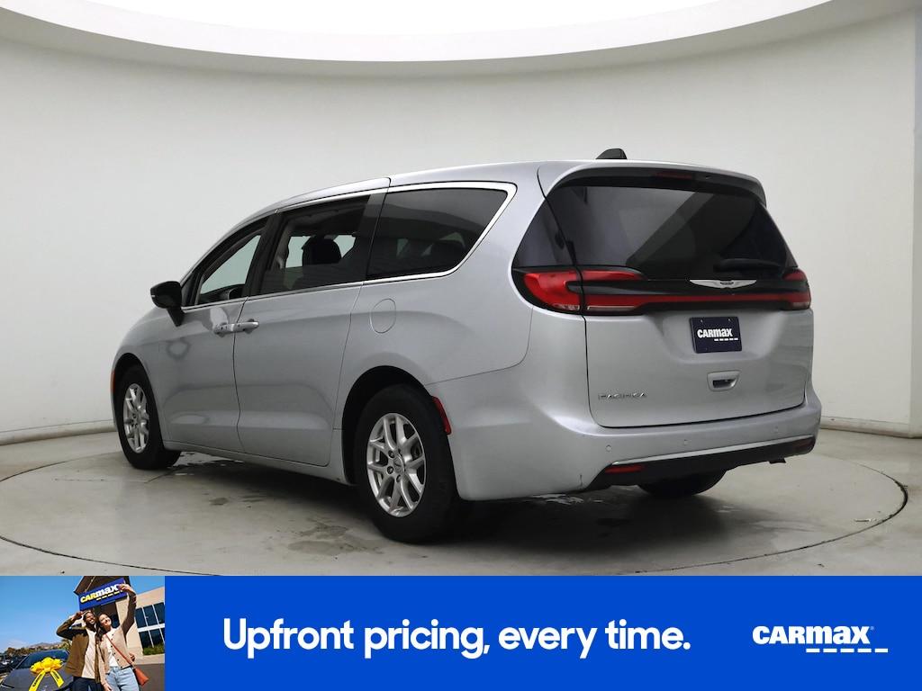 used 2024 Chrysler Pacifica car, priced at $28,998