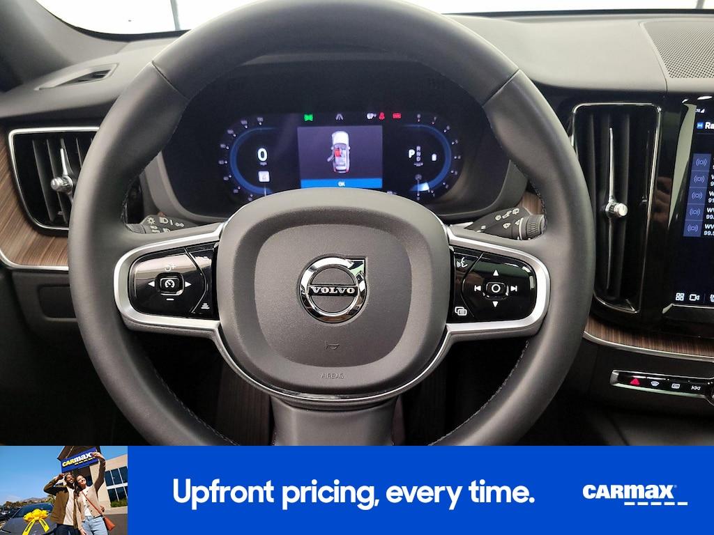 used 2023 Volvo XC60 car, priced at $36,998