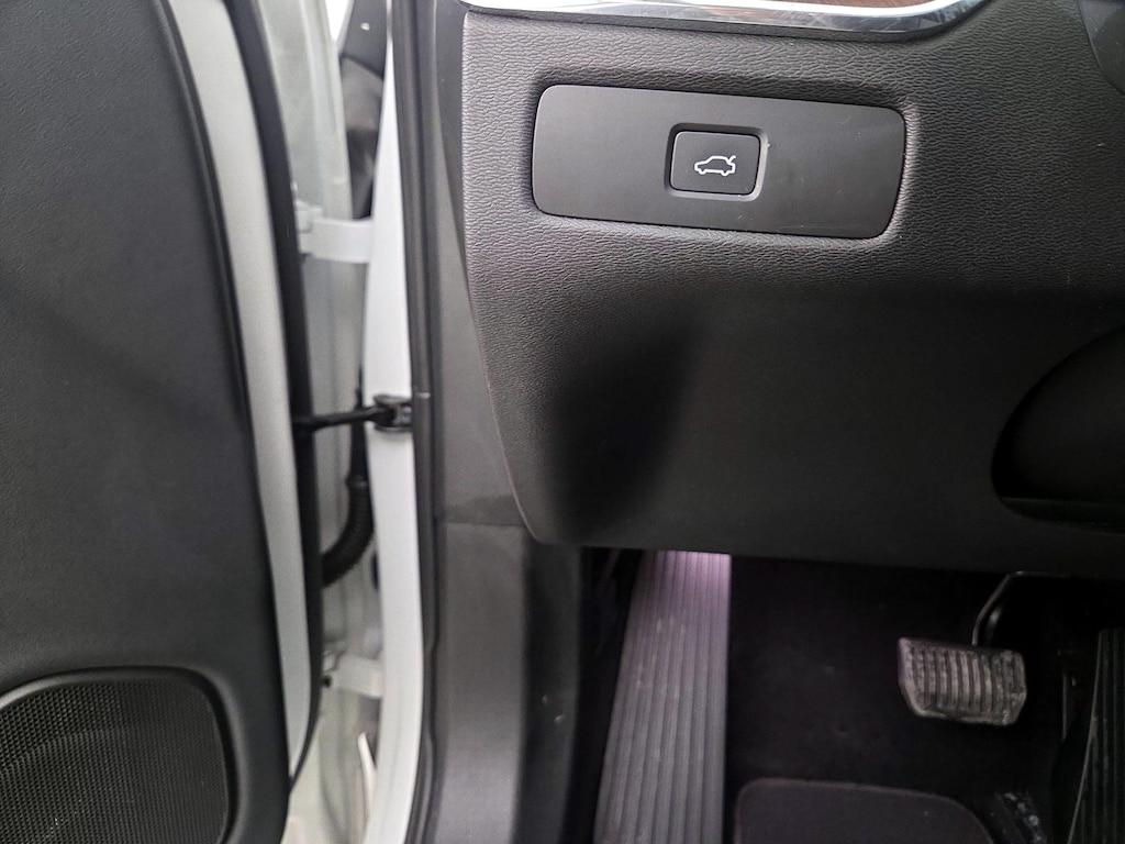 used 2023 Volvo XC60 car, priced at $33,998