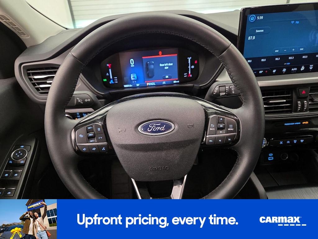 used 2023 Ford Escape car, priced at $22,998