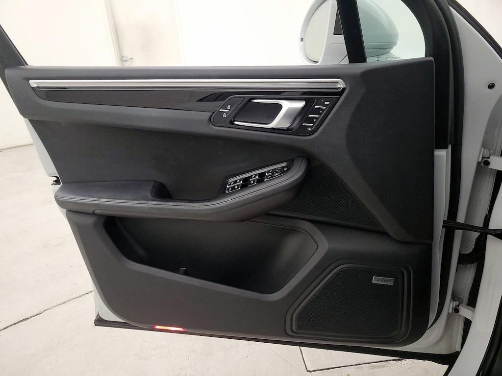 used 2022 Porsche Macan car, priced at $38,998