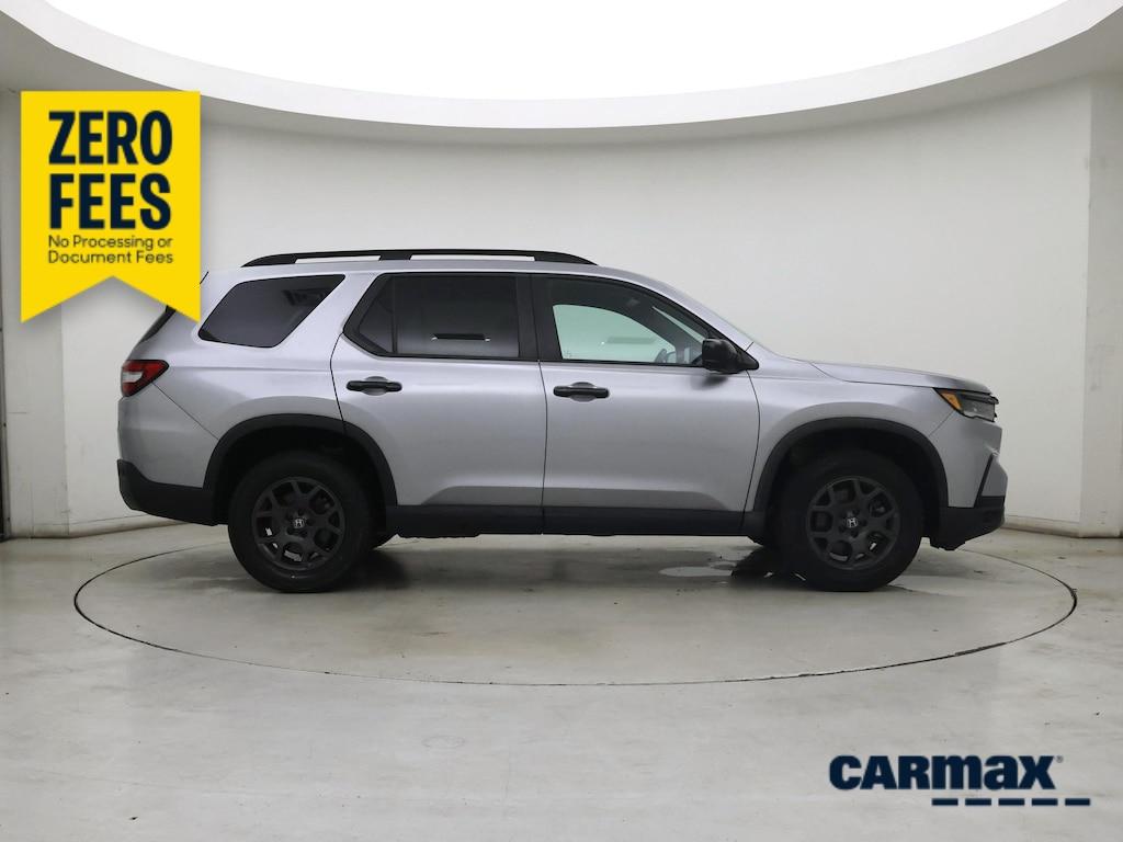 used 2023 Honda Pilot car, priced at $39,998