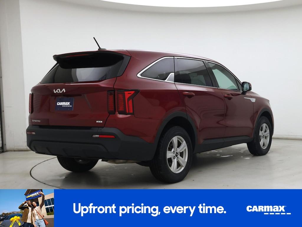 used 2023 Kia Sorento car, priced at $23,998