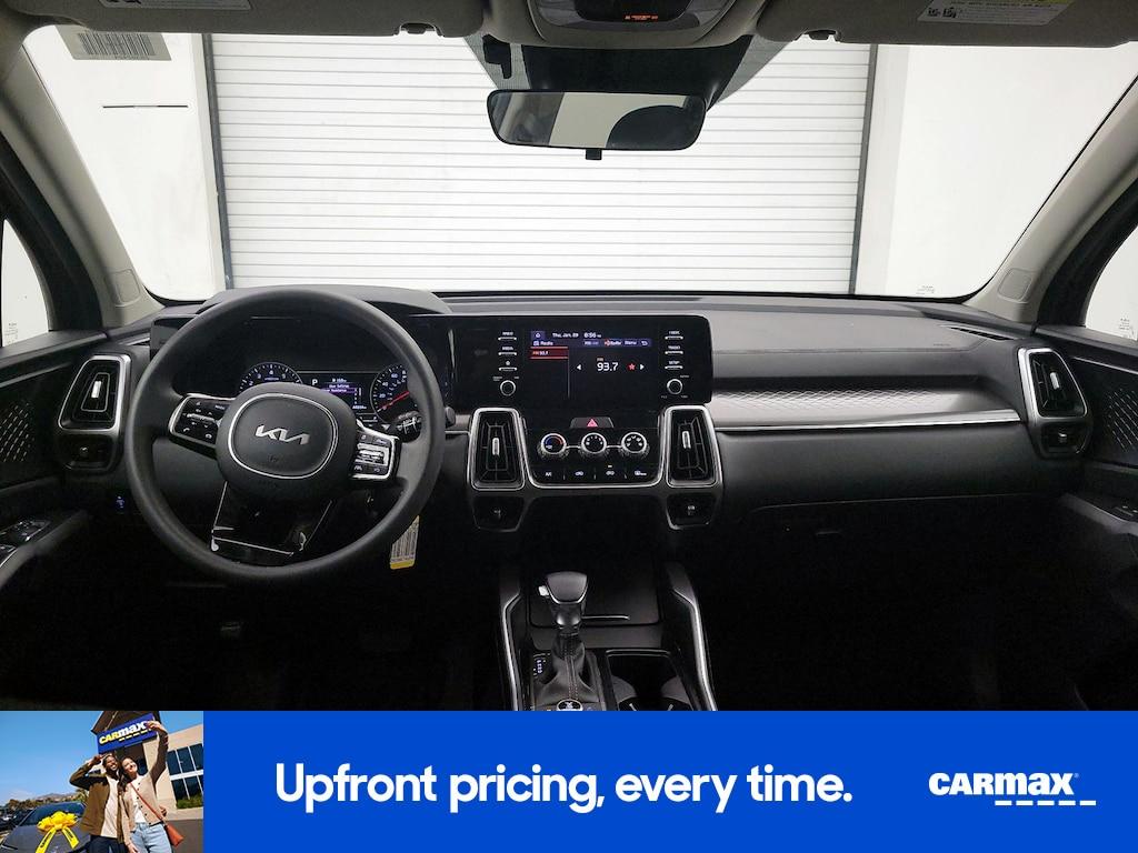 used 2023 Kia Sorento car, priced at $23,998