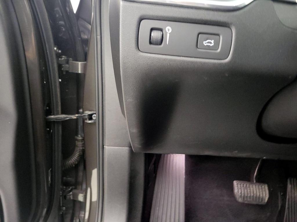 used 2020 Volvo XC60 car, priced at $25,998