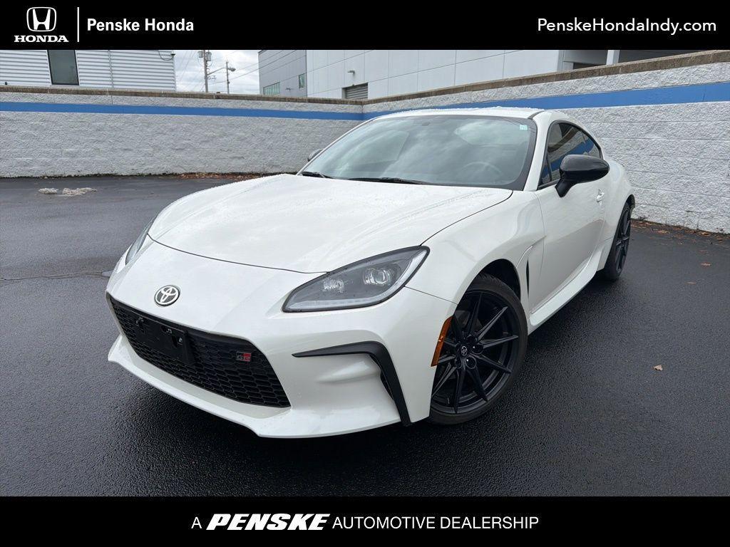 used 2023 Toyota GR86 car, priced at $30,256