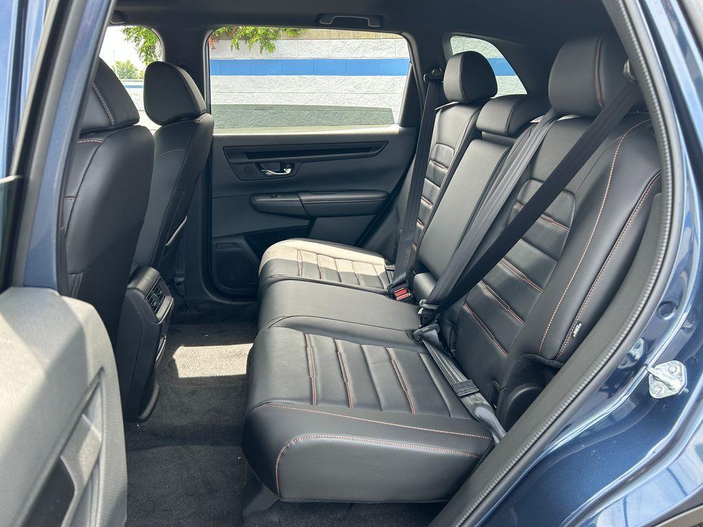 new 2026 Honda CR-V Hybrid car, priced at $39,684
