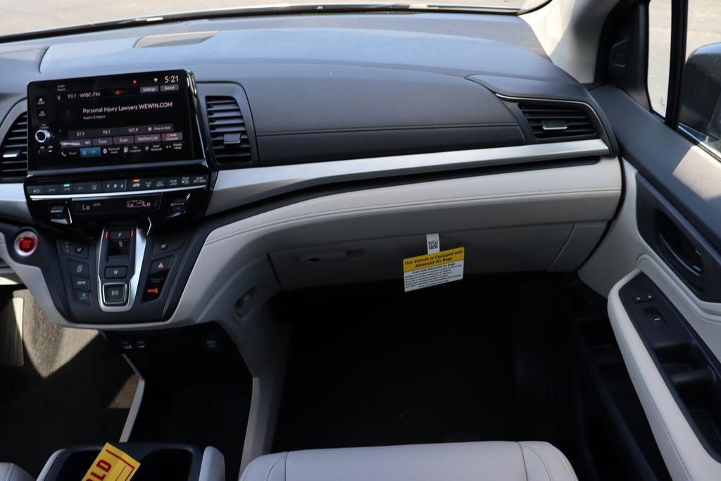 new 2026 Honda Odyssey car, priced at $41,737