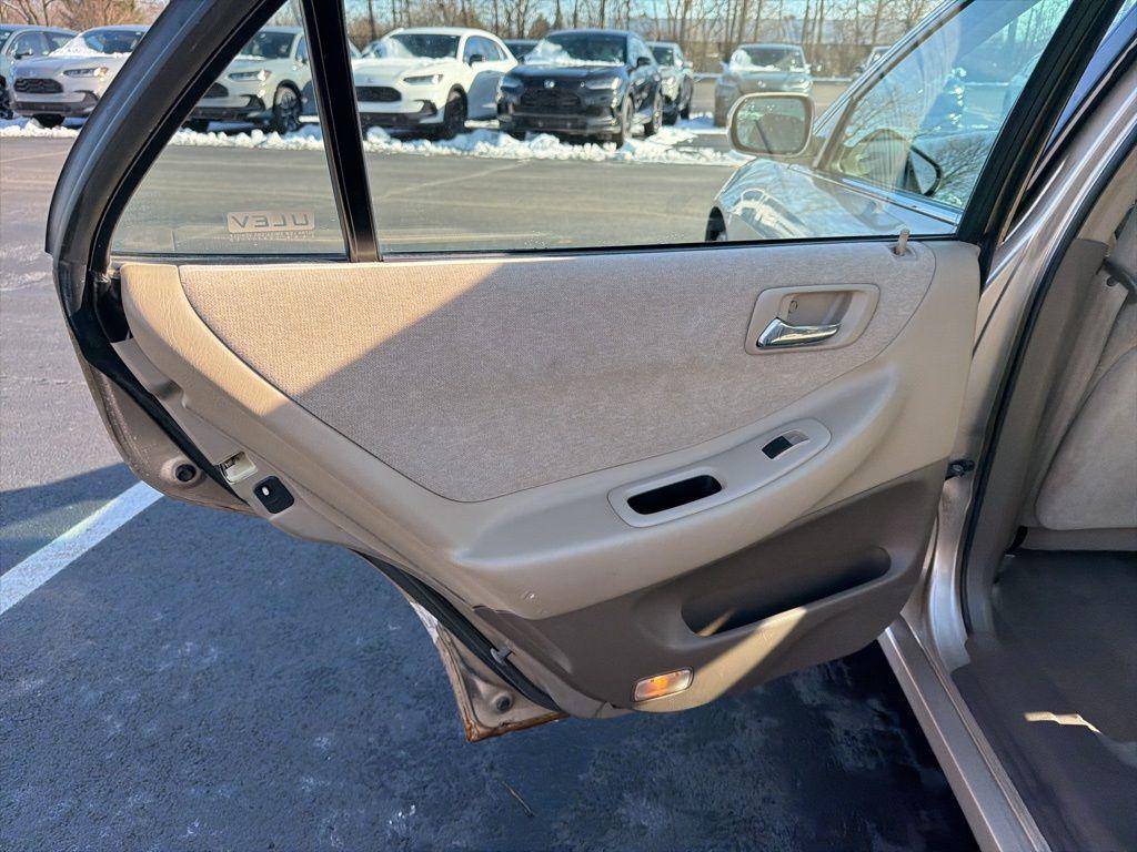 used 2000 Honda Accord car, priced at $5,799