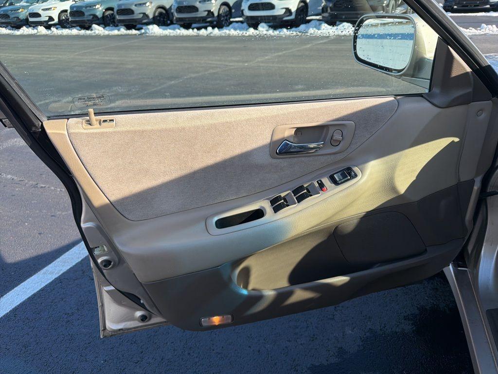 used 2000 Honda Accord car, priced at $5,799